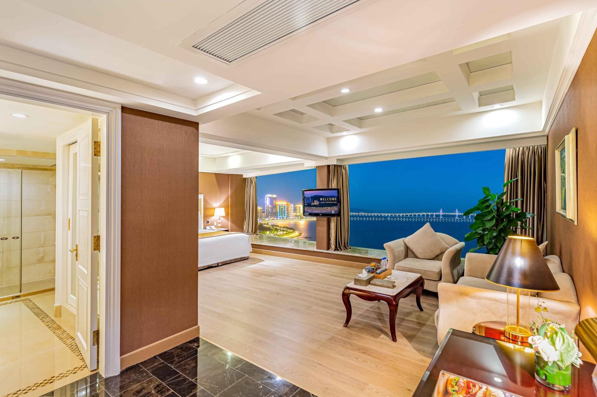 Grand Bay Hotel Zhuhai Buitenkant foto