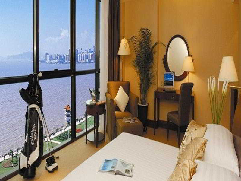 Grand Bay Hotel Zhuhai Buitenkant foto