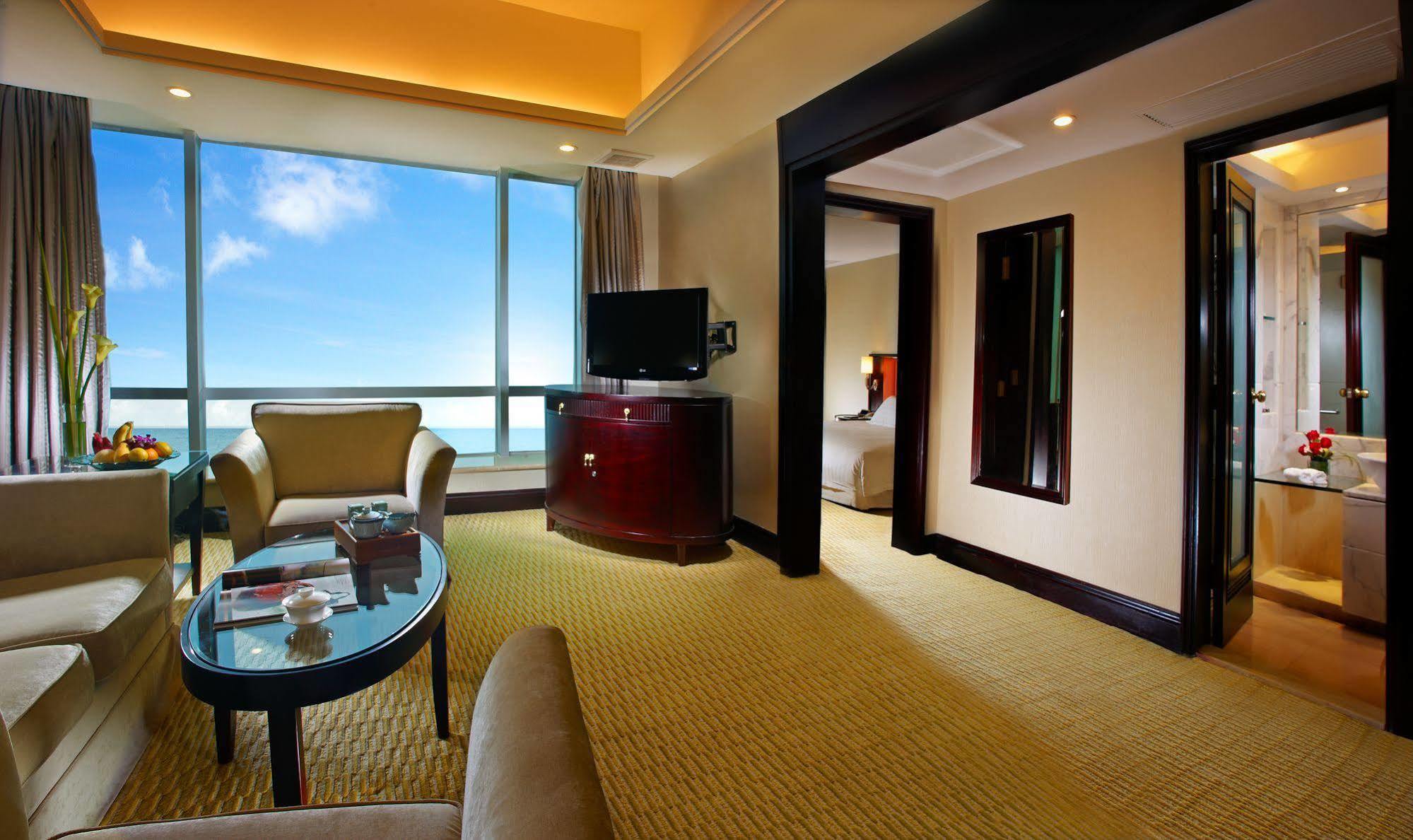 Grand Bay Hotel Zhuhai Buitenkant foto